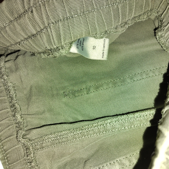 Women's Green Casual Jogger Maurices - Picture 2 of 2